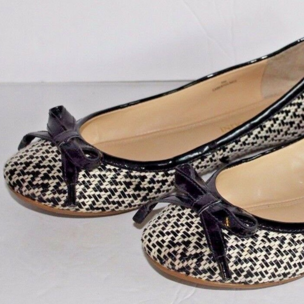Enzo Angiolini Flats Black and White Fabric Size 6